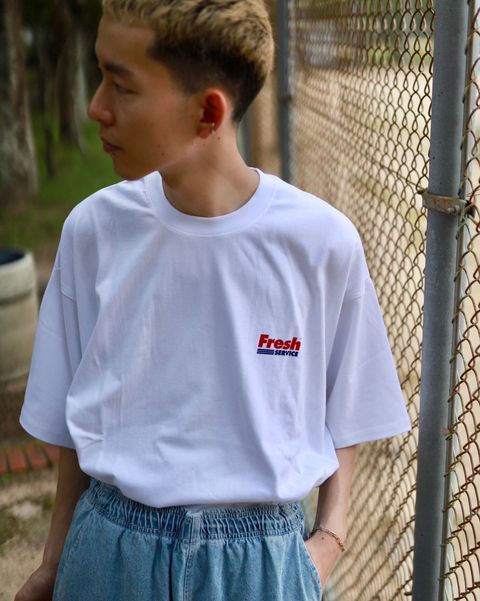 FreshService フレッシュサービス 23SS FS PRINTED TEE ”SUPER MARKET”スタイル