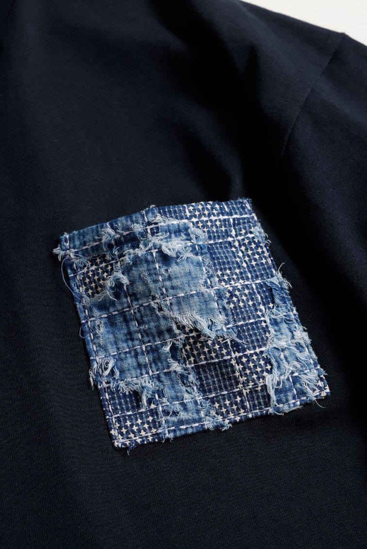 ファンダメンタル Tシャツ BORO POCKET TEE(FA25/TE12)NAVY
