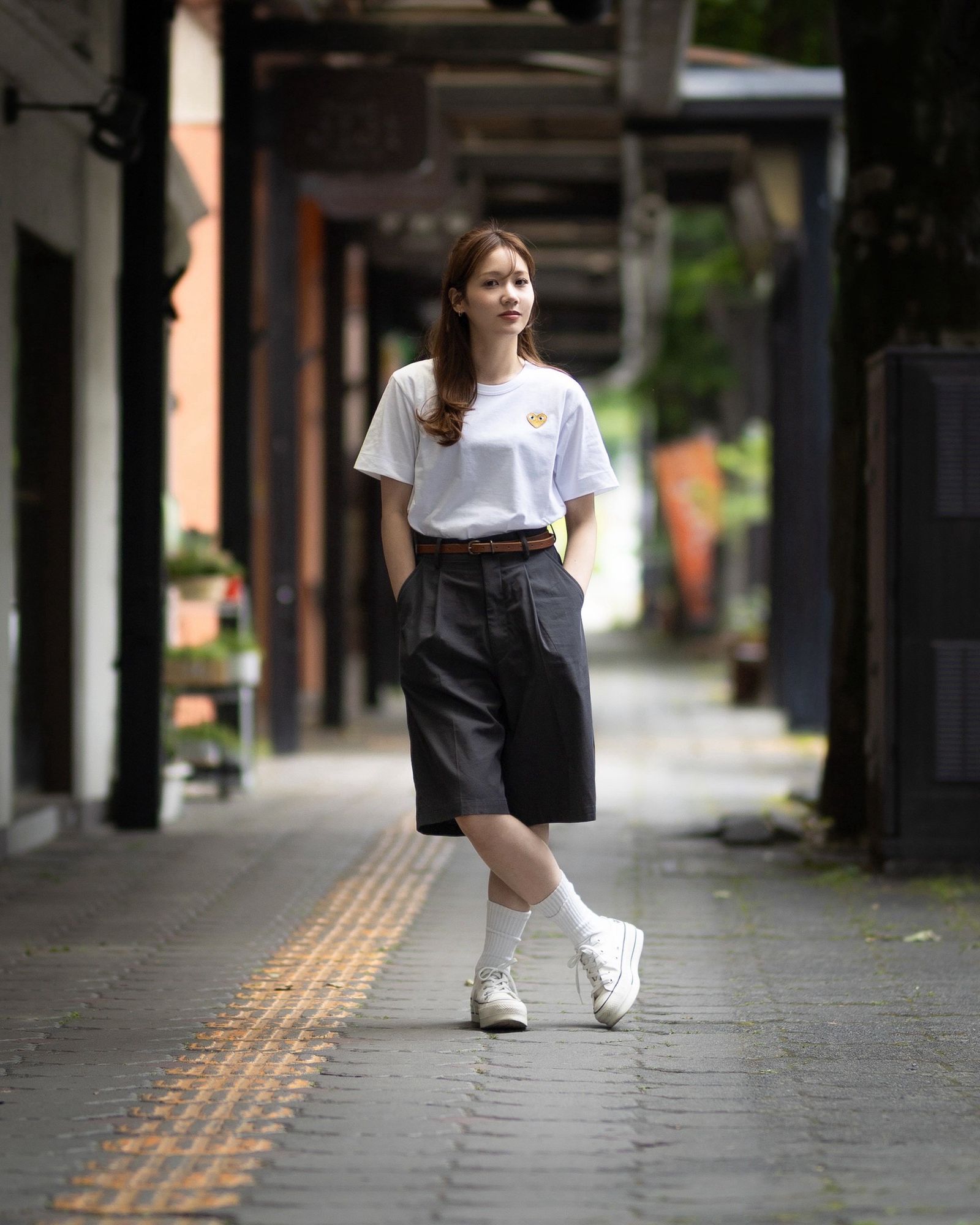 PLAY COMME des GARCONS ゴールドハートワンポイントTシャツstyle.2026.6.7