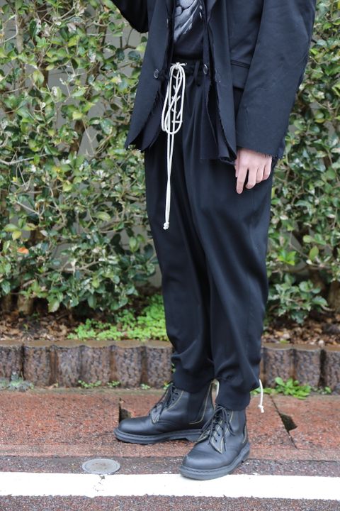 yohji yamamoto W-ヒモ開きレースアップパンツ(HD-P56-100) style.2021.1.24.