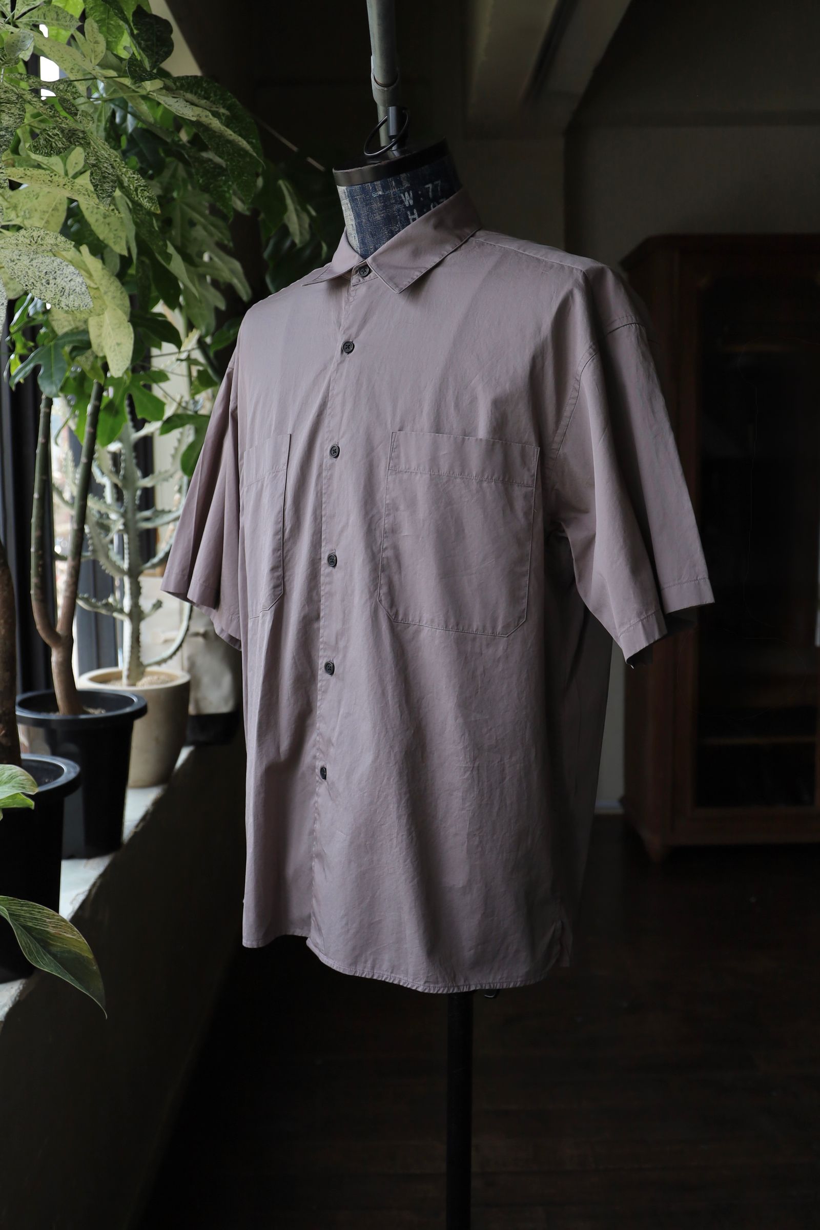ANOTHER OFFICEアナザーオフィス WRITER SHIRT(AOESSH005)Taupe