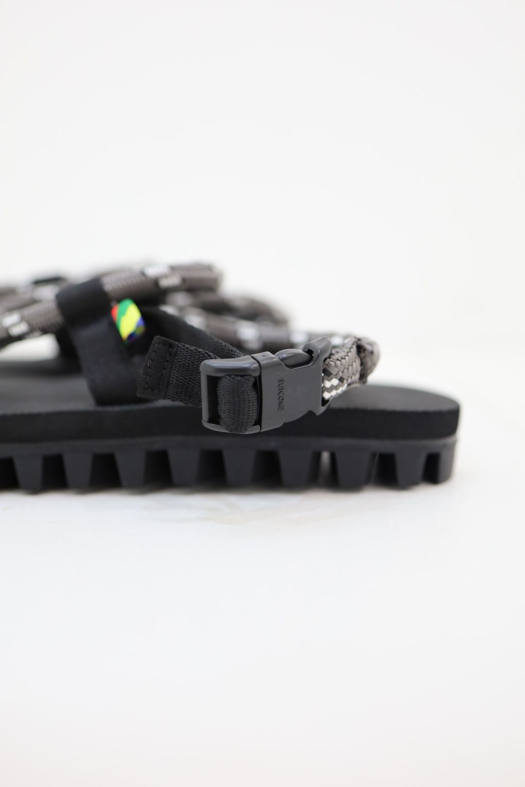 is-ness 26SS スイコックコラボサンダル Suicoke x is-ness GUT KAT-2-ISN(26SS_49_1008SANDALS01_OG-246-ISN)BLACK☆新作発売！
