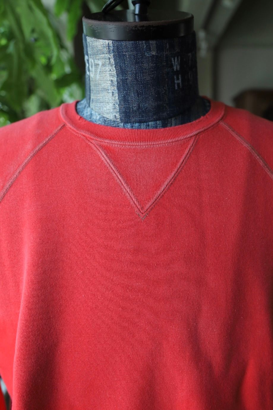 アプレッセ 2025 STYLE2 Vintage Double V Sweatshirt(25AAP-05-11)RED☆8月30日(土)発売！