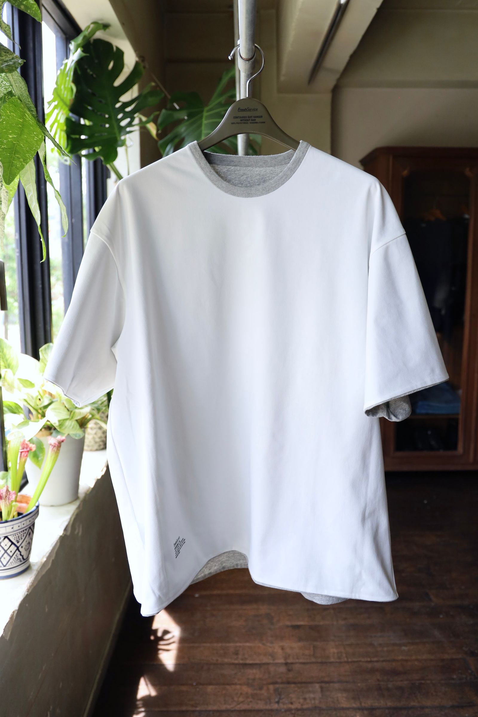 新品　新作　FreshService   ReFresh!Service FreshService - フレッシュサービス REVERSIBLE S/S TEE (FSC252