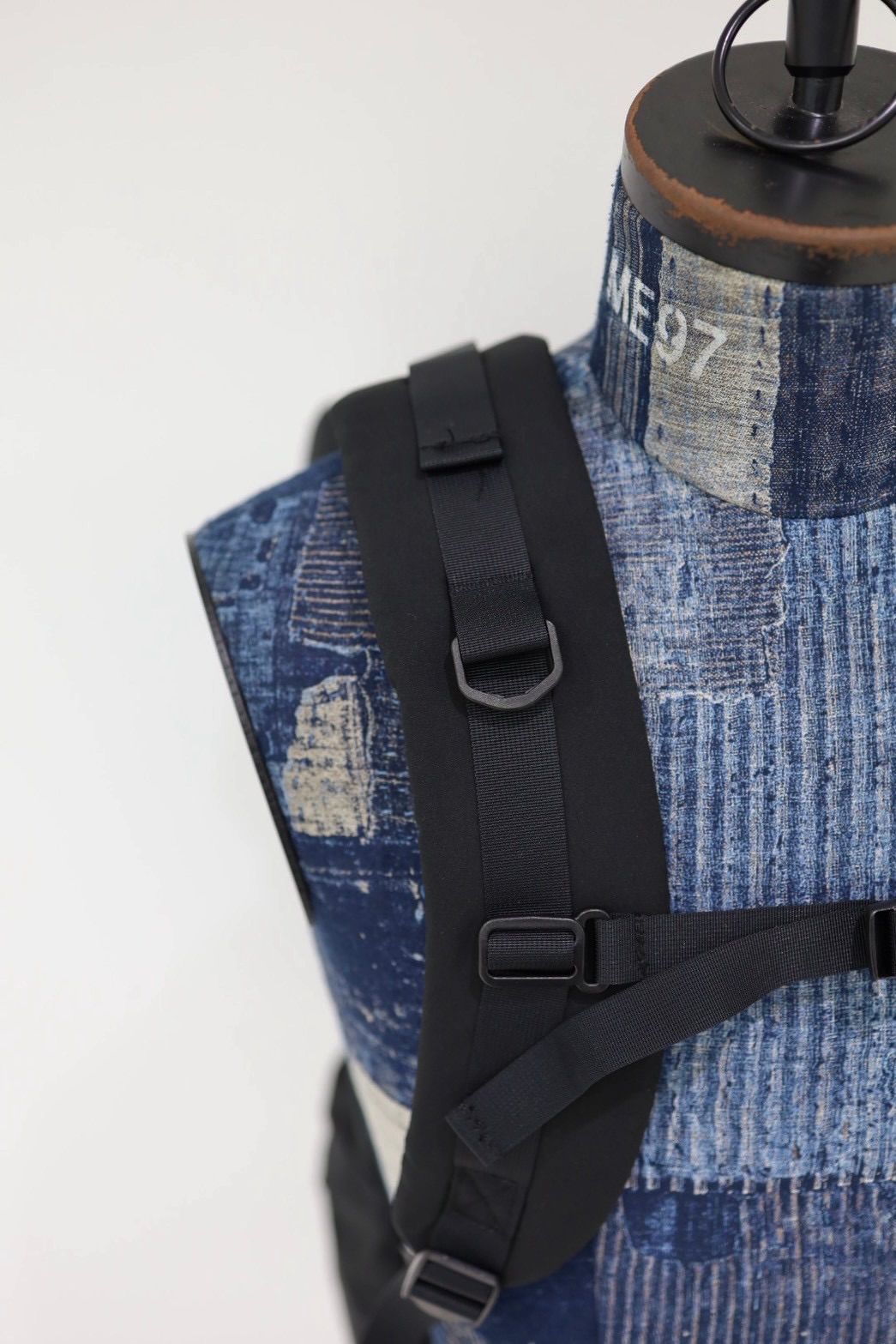 フレッシュサービス EXPEDITION BACKPACK(FSP253-90066)BLACK