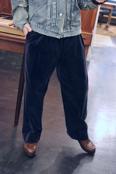 A.PRESSE 24SS Vintage Corduroy Trousers"NAVY"スタイル2.