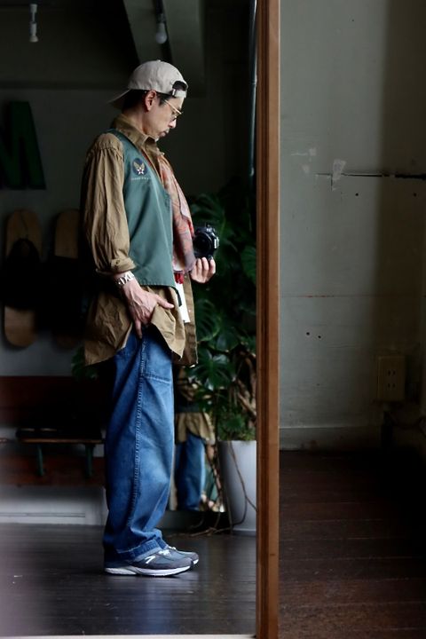 アプレッセ22AW Over Dyeing Military Shirt"BEIGE"スタイル