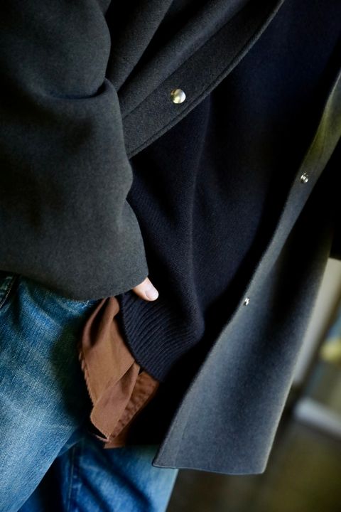 A.PRESSE Turtleneck Sweater"BROWN"スタイル