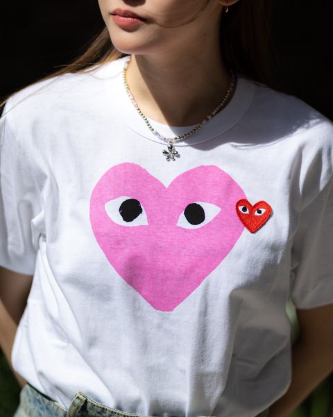 プレイ コムデギャルソン レッドエンブレムTシャツ style.2026.3.29