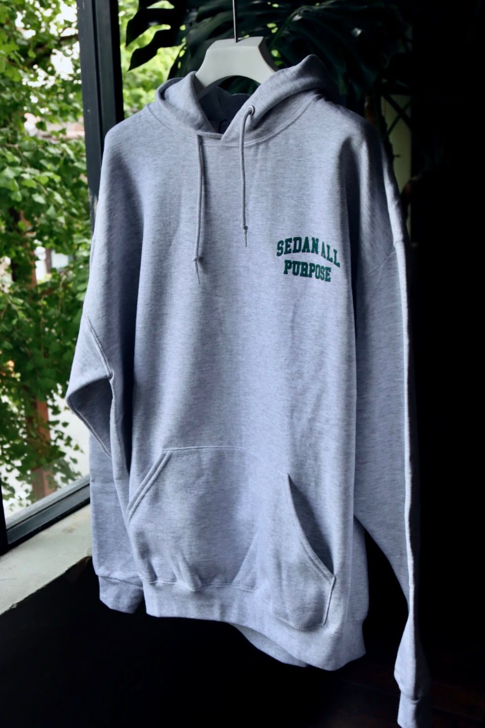 セダンオールパーパスFW23 COLLEGE LOGO HOODIE(SD23F-CT04)ASH