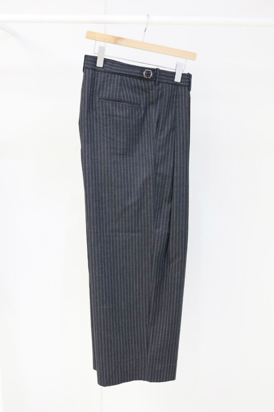 marka 26SS TWO TUCK BAGGY TROUSERS(M26A11PT02C)GRAY STRIPE☆新作発売！