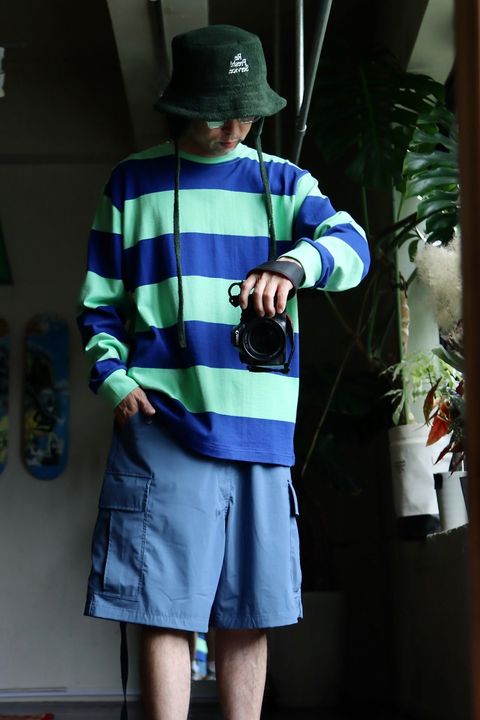 FreshService MICRO TYPEWRITER CARGO SHORTSスタイル