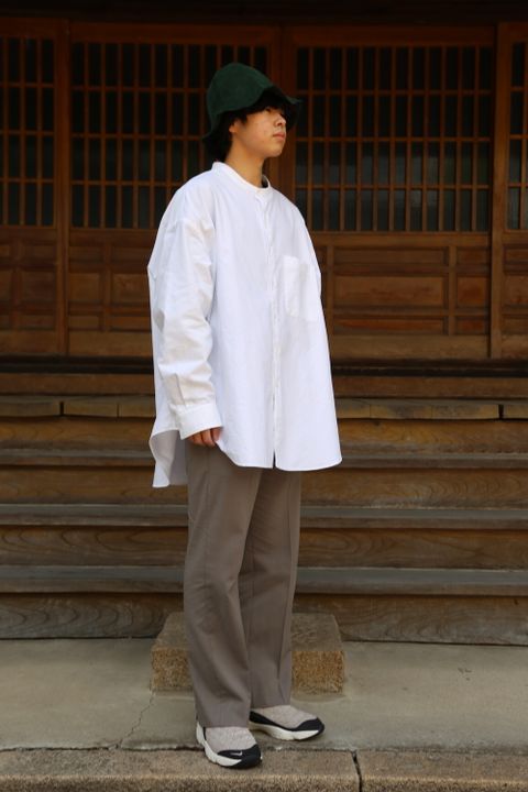 Graphpaper Oxford Oversized Band Collar Shirt(GM211-50137B) style. 2021.04.18.