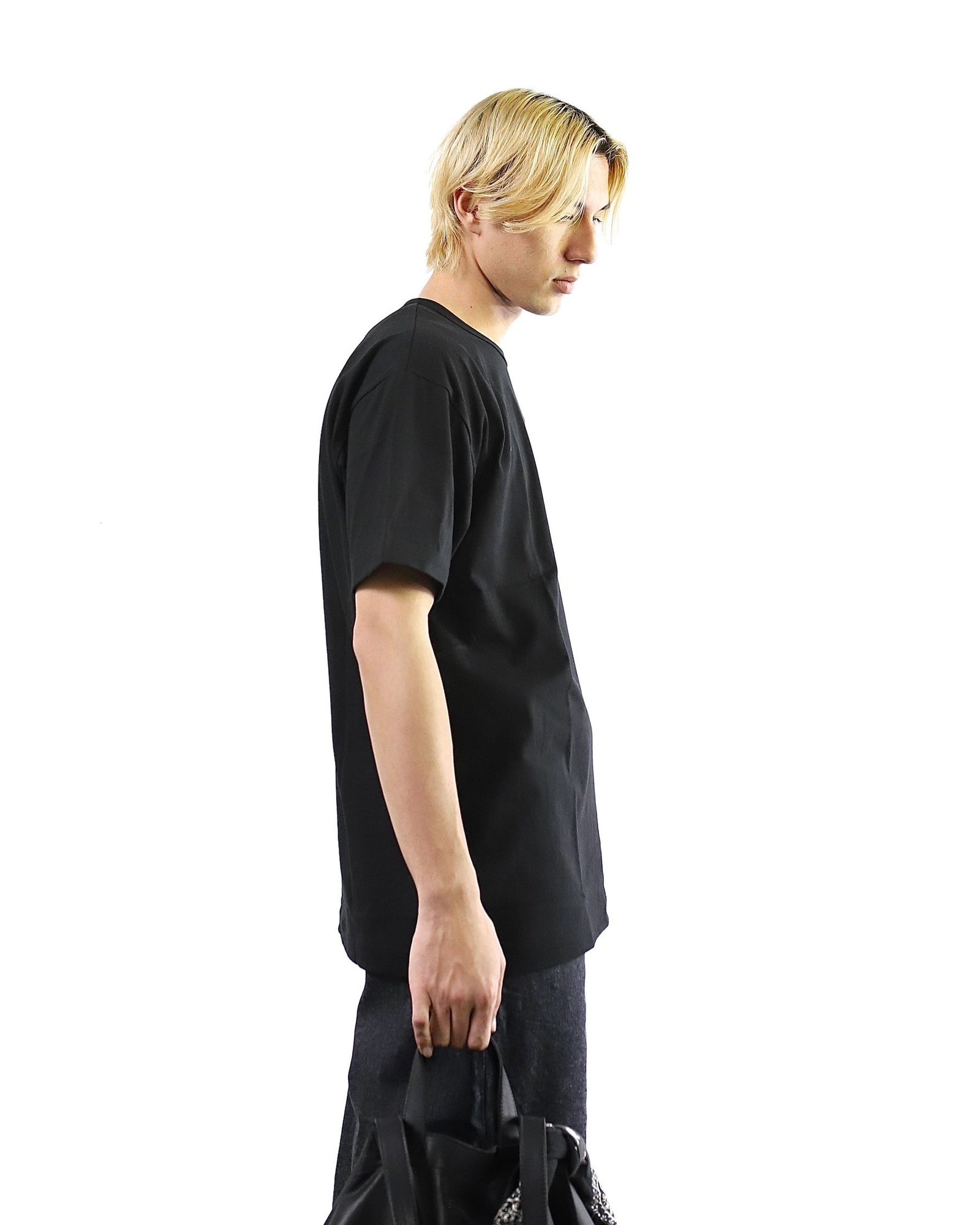 PLAY COMME des GARCONS 24SS PLAY HORIZONTAL 3 HEART S/S T-SHIRT RED HEART style 2024.5.11