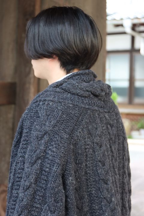 YOKE HAND KNITTING CABLE CARDIGAN(YK21AW0289S) style.2021.10.9.