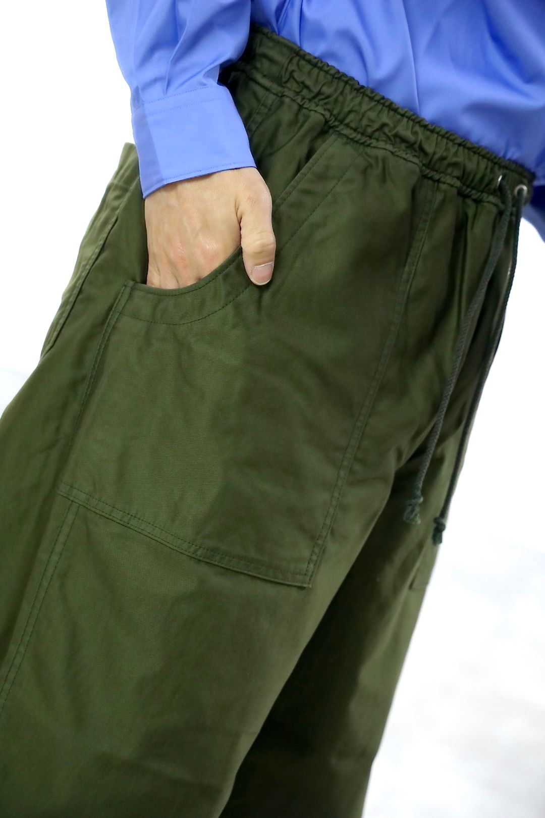 コムデギャルソンオム26SS 綿バックサテンベイカーパンツ(HQ-P014-051)KHAKI