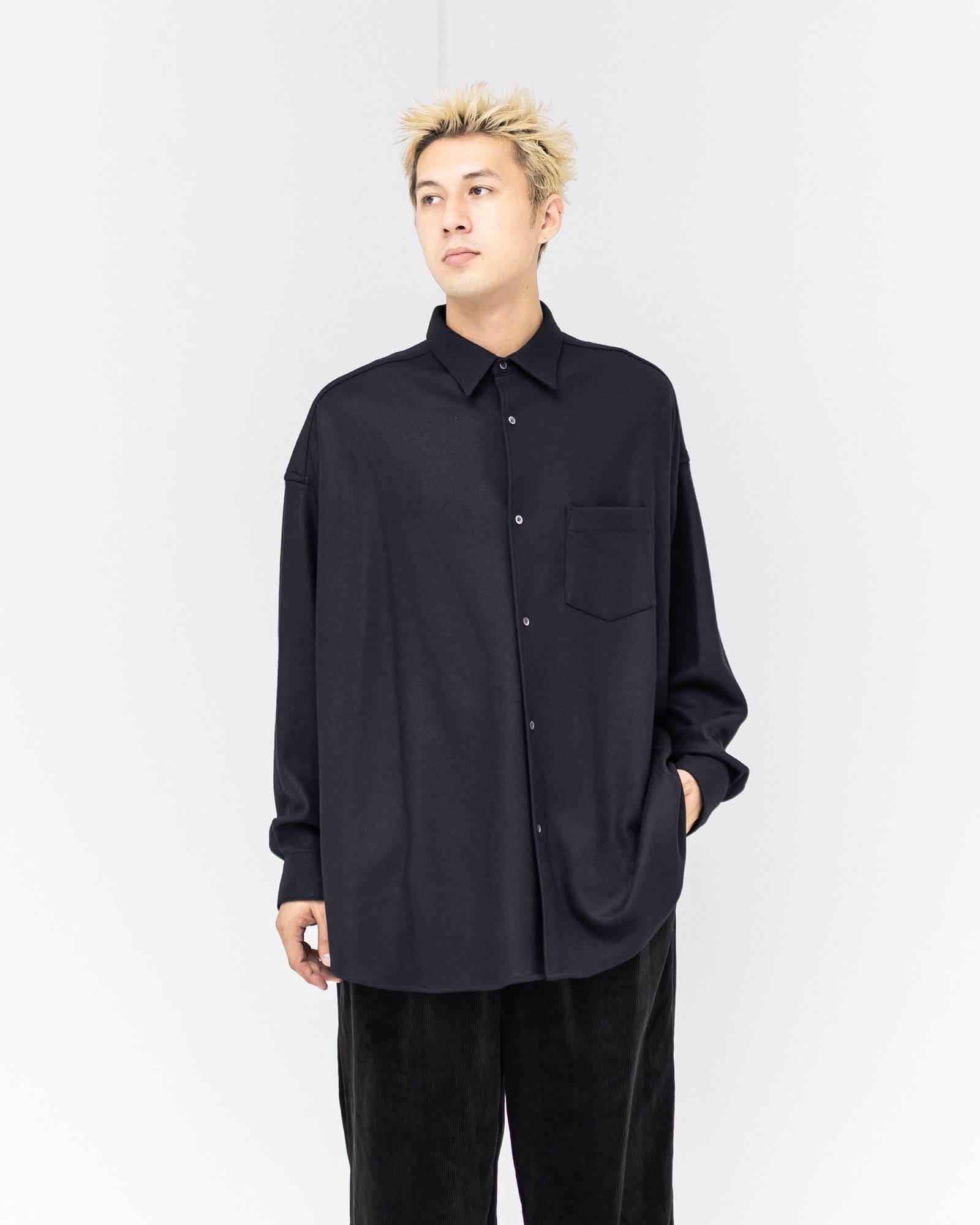 Graphpaper Wool Smooth Flannel Oversized Regular Collar Shirt 10月4日(土)新作発売！