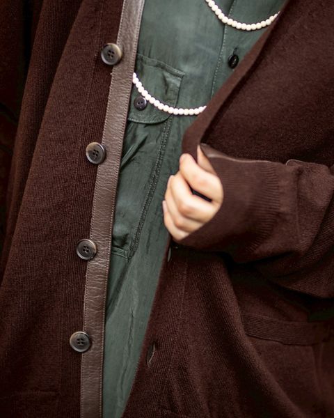 YOKE FINE GAUGE CARDIGAN STYLE.2025.09.22