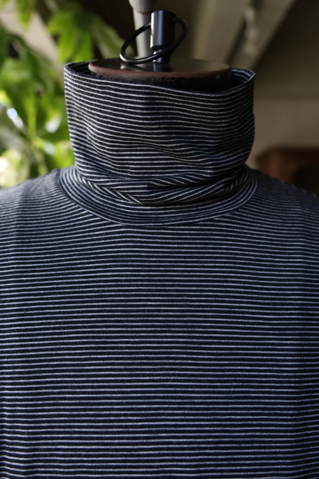 グラフペーパー 25AW Wool Border L/S Turtle Neck Tee(GU253-70231B)BLACK×GRAY☆9月6日(土)発売！