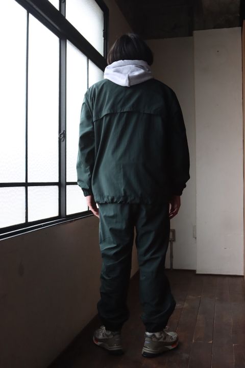 UNIVERSAL PRODUCTS NYLON SHELL COACH JACKET (221-60401) style.2022.2.20