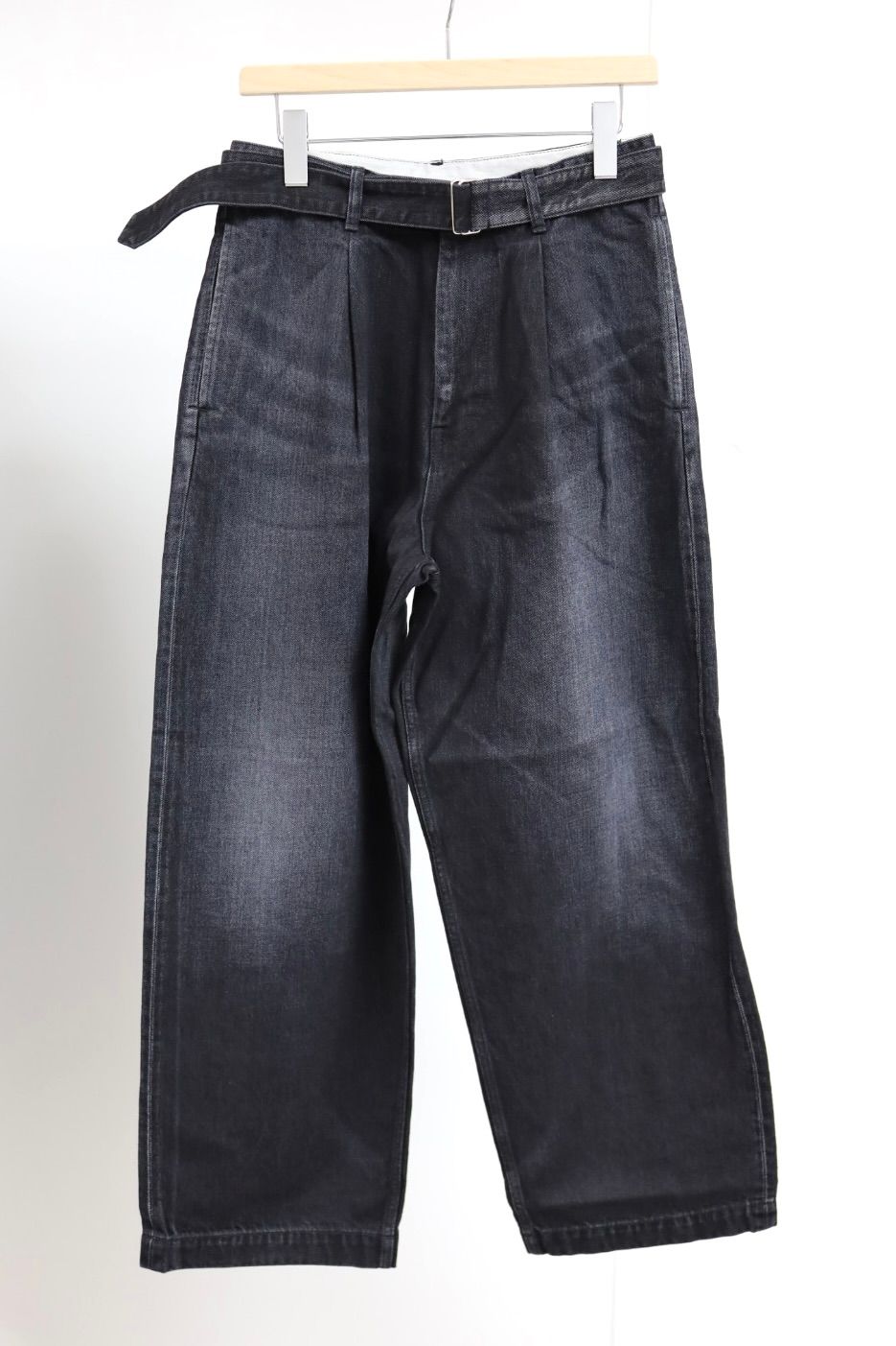 グラフペーパー Selvage Denim Belted Pants(GU261-40064DB)BLACK_DARK FADE★1月24日(土)発売！
