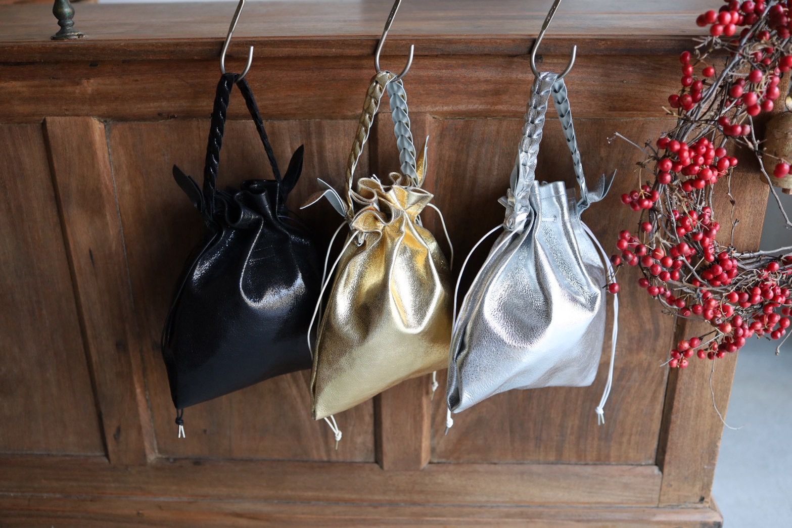 エンダースキーマ バッグ woven sac gloss(yv-b-wsg)silver☆12月6日(土)発売！