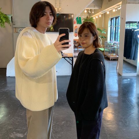 sulvam 2020AW Slit over knit style.2020.7.12.