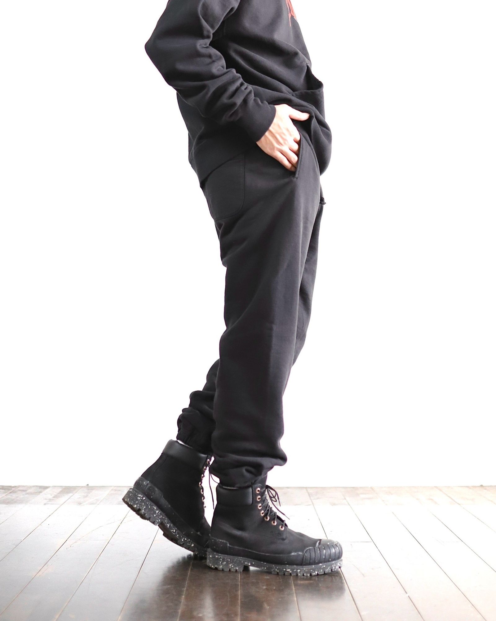 ©SAINT Mxxxxxx 新作SAINT HOODIE&SAINT SWEAT PANTS style 2024.2.10