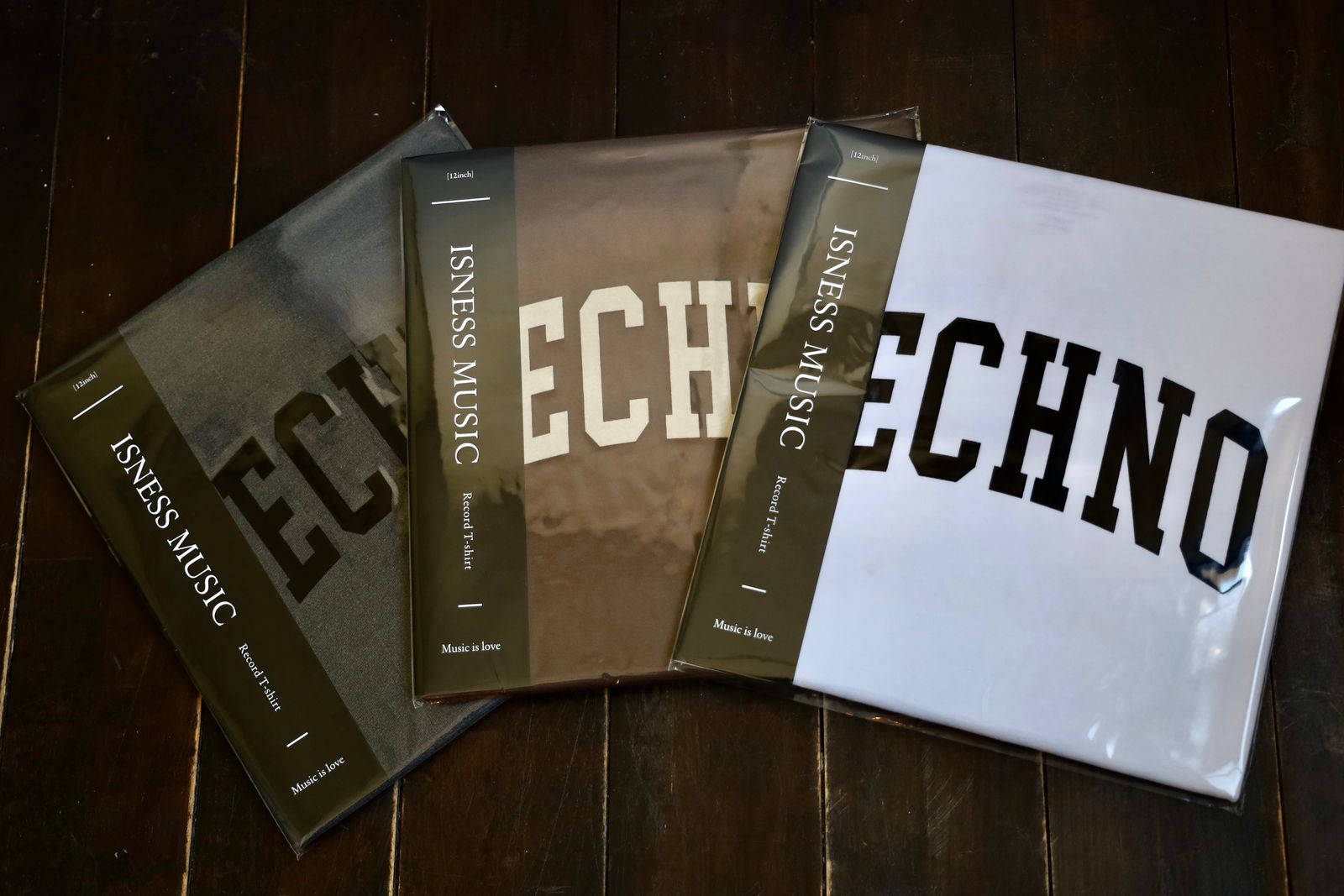 イズネスミュージック 25SS TECHNO FLOCKY PRINT T-SHIRT(IMP5_11_FLTECHNOT01)SUMI(CHARCOAL)