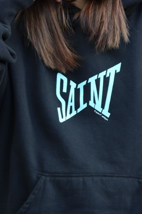 ©SAINT M×××××× 23SS SAINT HOODIEスタイル