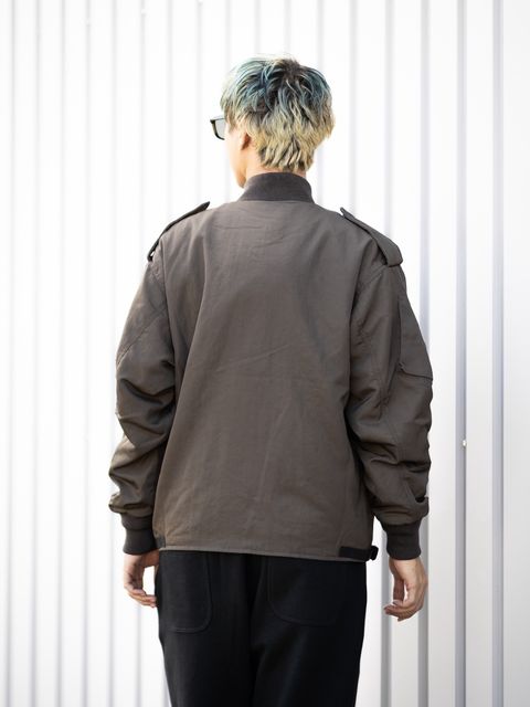 is-ness Flight Jacket Type III MARKスタイル