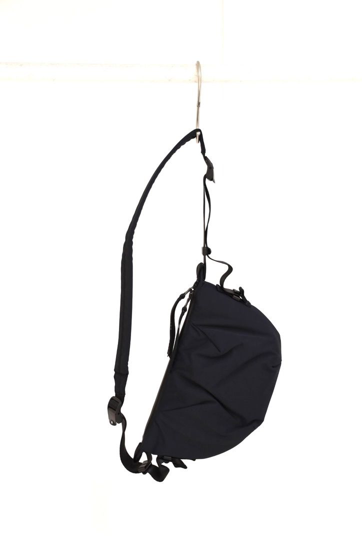 グラフペーパー  Blankof for GP Extra Small Crescent Bag(GU263-90514)BLACK☆8月8日(土)発売！