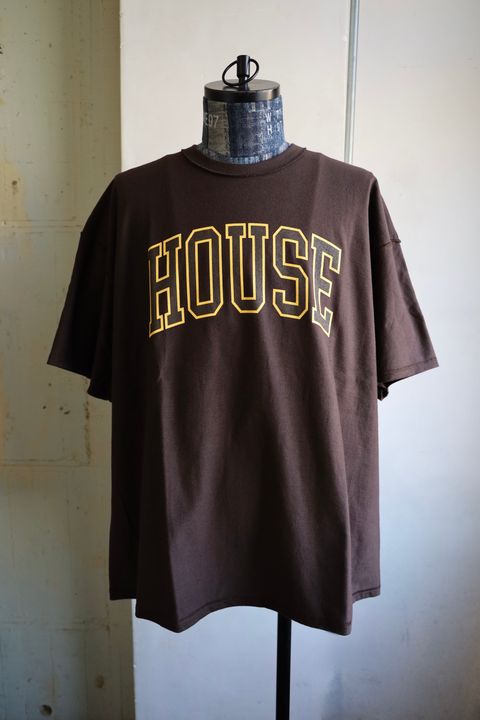イズネスミュージック 25SS HOUSE T-SHIRT(IMP5_26_HOUSE5ST01)BROWN