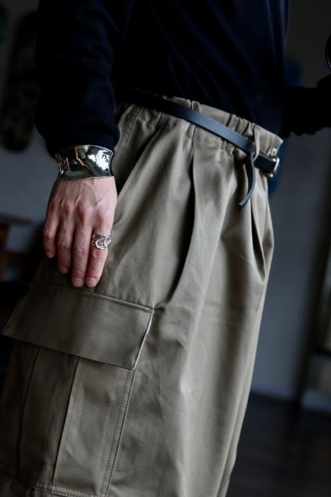 is-ness バルーンカーゴパンツ BALLOON CARGO EZ PANTSスタイル