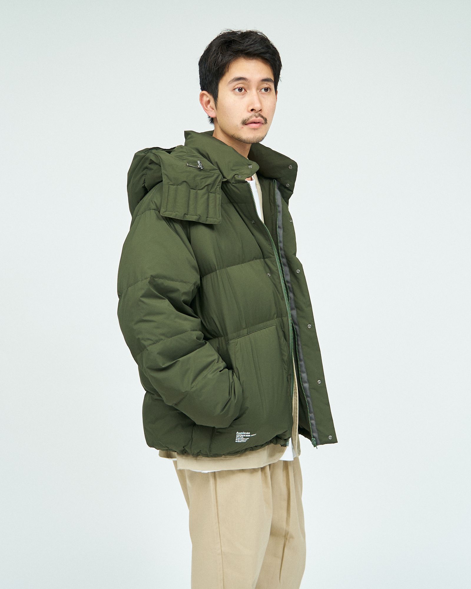 フレッシュサービス CORPORATE DOWN JACKET(FSC243-10111B)KHAKI☆10月12日(土)発売！