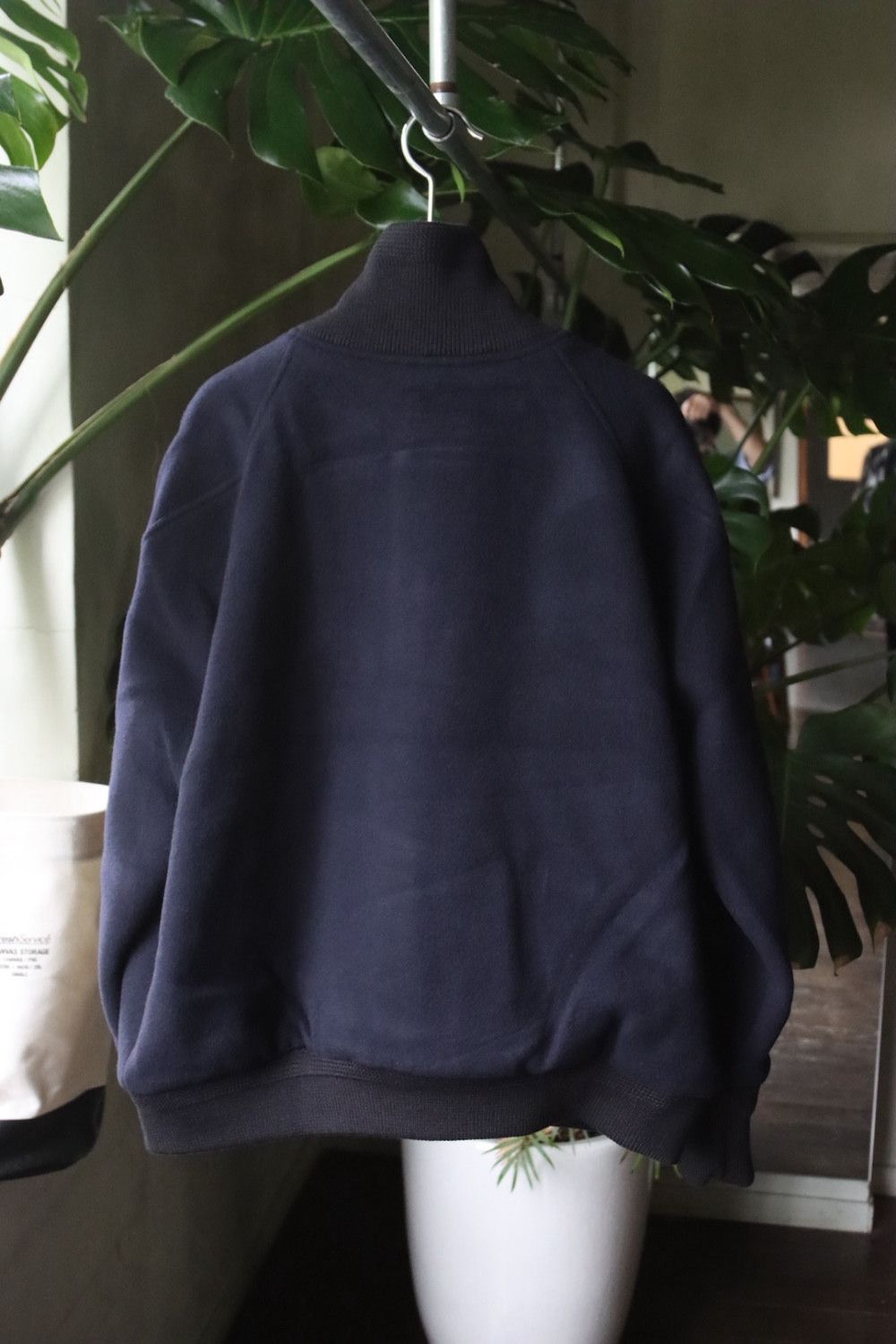 イズネス 22AW AWARD JACKET (1004AWJK01)NAVY