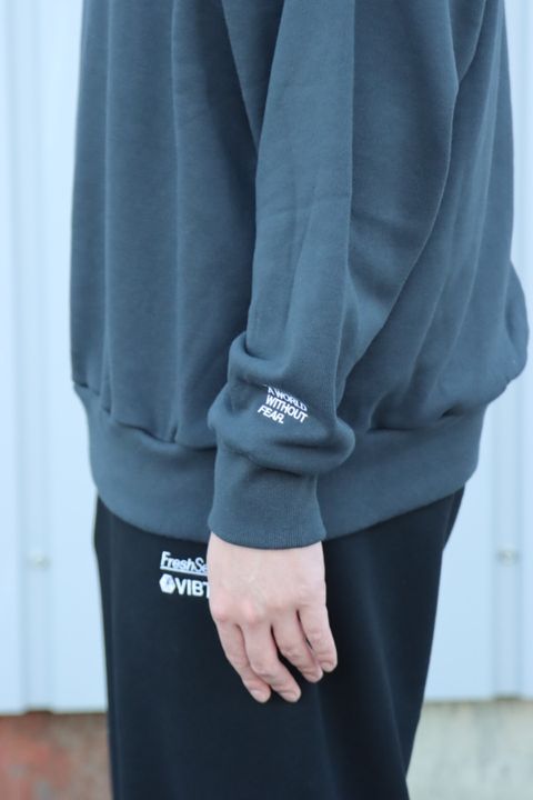 FreshService SATIN STADIUM JUMPER style.2022.10.21