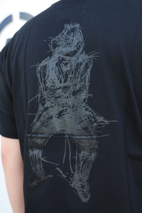 Yohji Yamamoto 半袖コットンTシャツ SS21 シグネチャーロゴ アートワーク(HD-T99-083) style.2021.4.13.