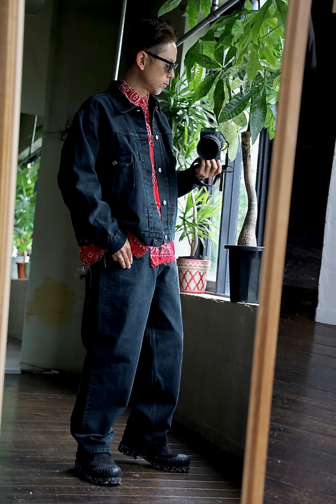 A.PRESSE アプレッセ 2025 STYLE2 Black Denim Jacketスタイル.2025.9.14.