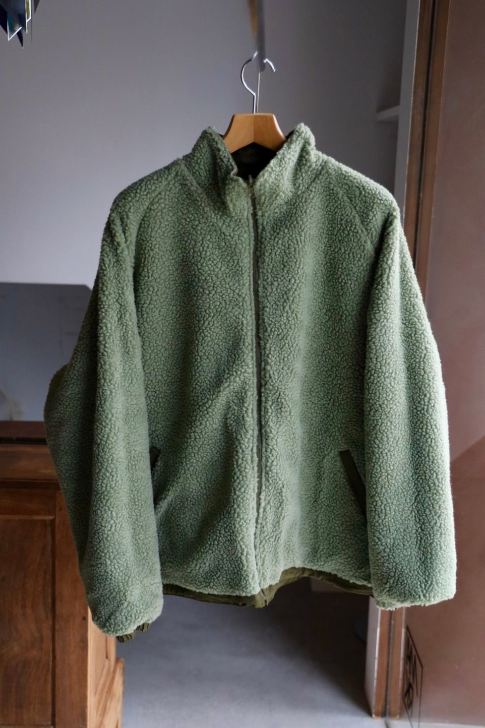 イズネスミュージック 25AW DUB REVERSIBLE FLEECE JACKET (IMP6_26_DBJK01)KHAKI☆新作発売！