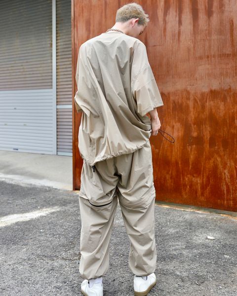 S.F.C 23SS HALF ZIP NYLON SHIRT"BEIGE"スタイル