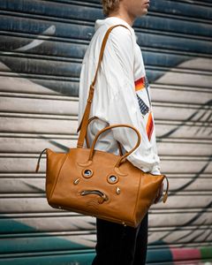 doublet ダブレット26AW PLEADING EMOJI LEATHER BAG (26AW73BG87)CAMEL☆7月11日(土)発売！
