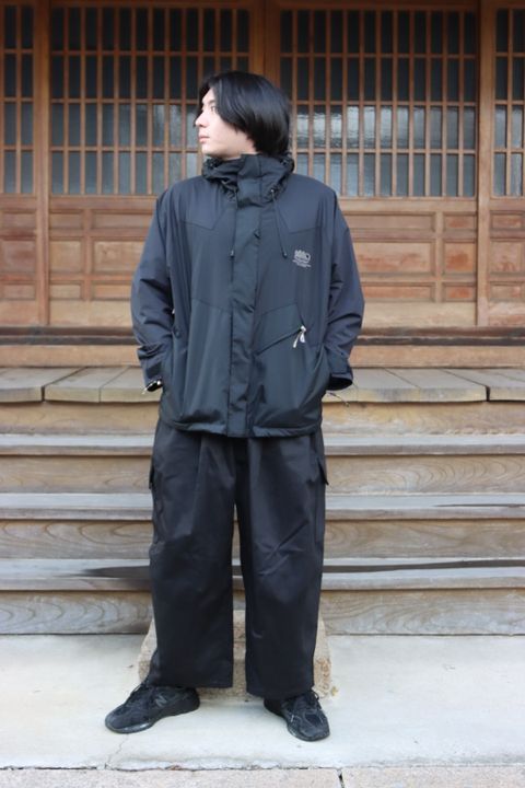 is-ness BALLOON CARGO EZ PANTS style.2023.1.27