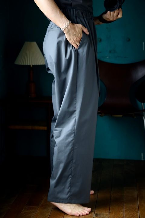 Graphpaper Solotex Twill Wide Chef Pants(GRAY)スタイル
