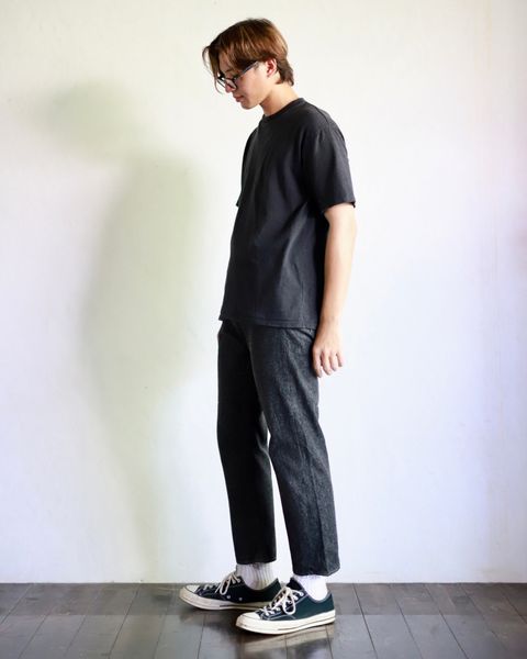 A.PRESSE 23AW Black Washed Denim Pantsスタイル