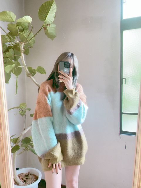 YOKE 新作MOHAIR BORDER CREWNECK SWEATER style.2023.8.27