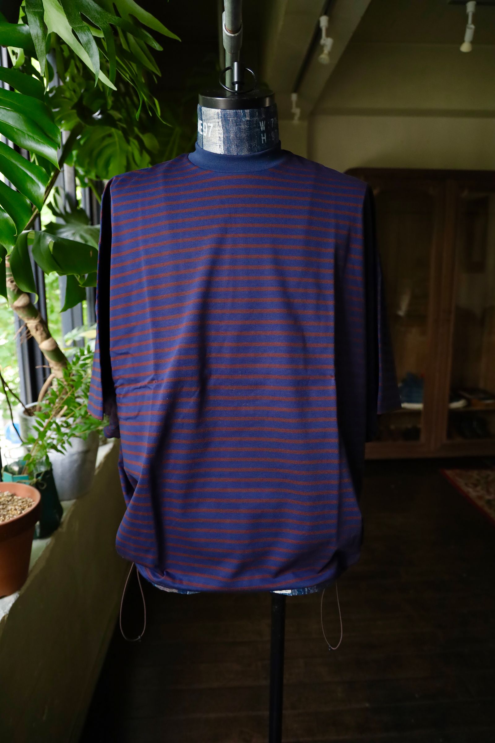 イズネス24AW BALLOON STRIPES T SHIRT(31SSSH05-2)NAVY×BROWN border