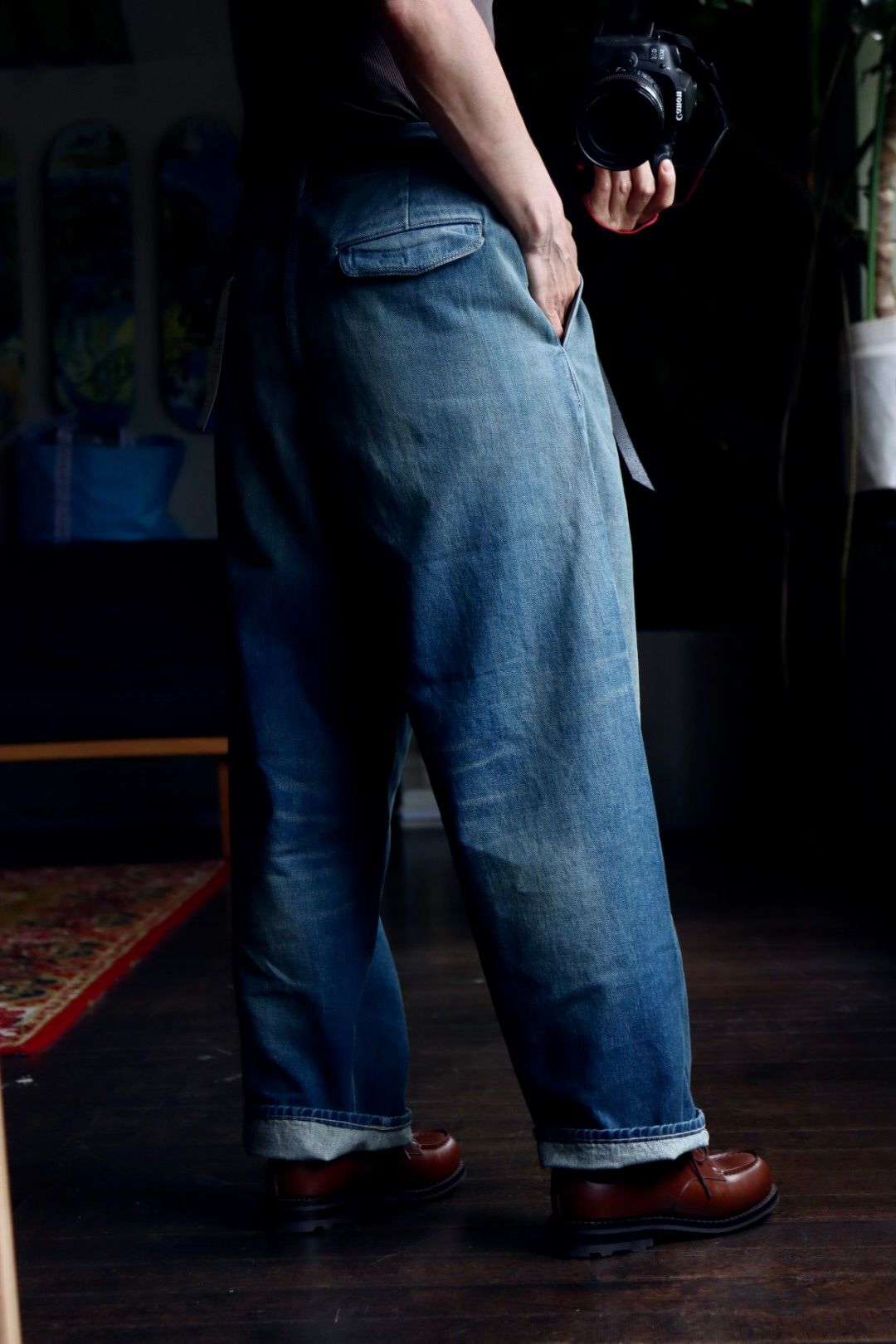 Graphpaper 23AW Selvage Denim Two Tuck Pantsスタイル.2023.8.1.