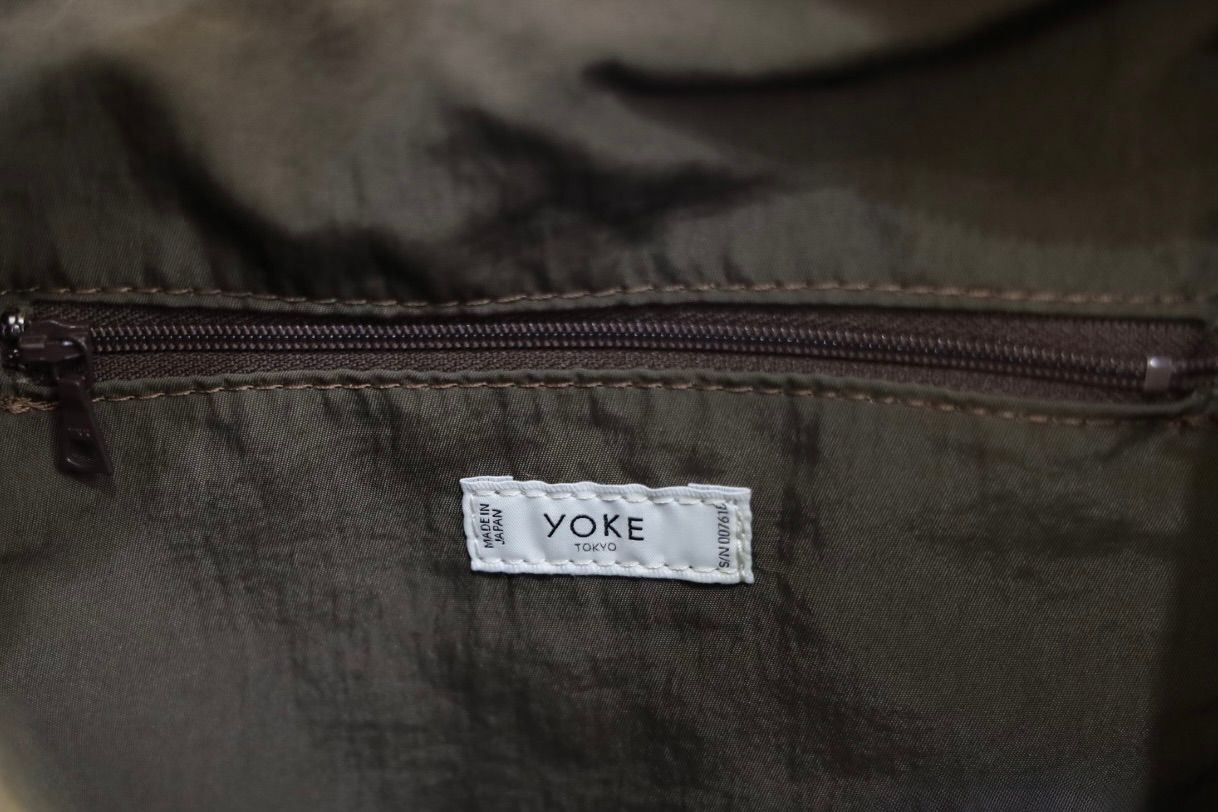 YOKE 26FW Nylon Circle Shoulder Bag(YK26FW01406A)Dark Brown
