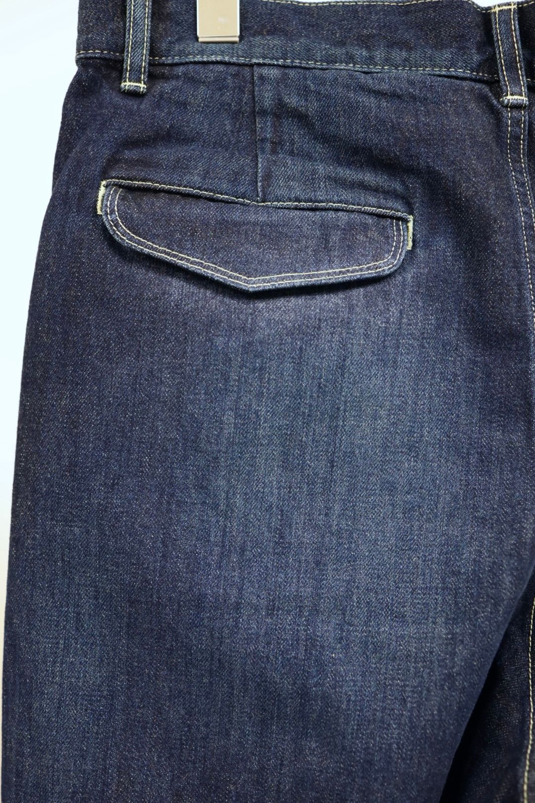 グラフペーパー Selvage Denim Two Tuck Pants(GU261-40061DB)INDIGO_DARK FADE